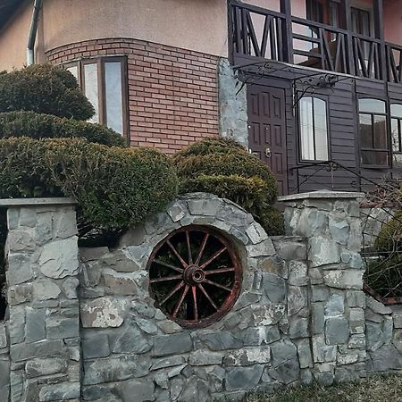 Apartamento Затишок В Карпатах Skole Exterior foto